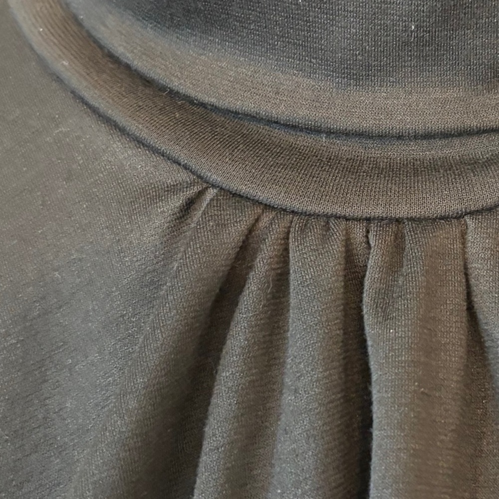 Laura Galic Couture Black Babydoll Turtleneck Flowing Top - Picture 3 of 7